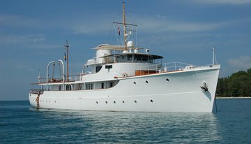 Calisto yacht charter in Sardinia