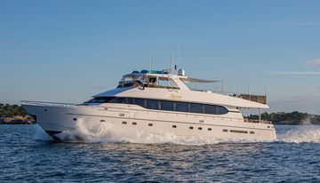 SlipAway charter yacht