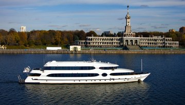 Balu charter yacht