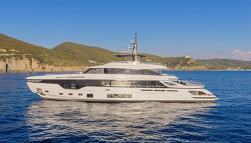 Ale III charter yacht