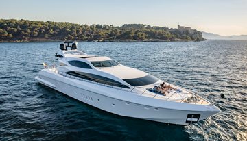 Storm charter yacht