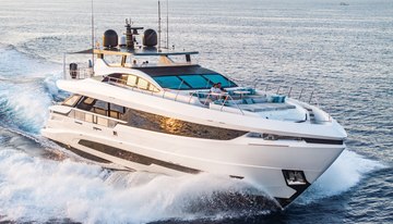 C2 charter yacht