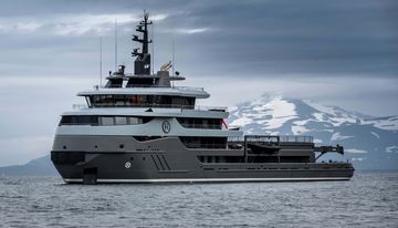 Ragnar charter yacht