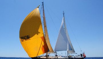 Tangaroa charter yacht