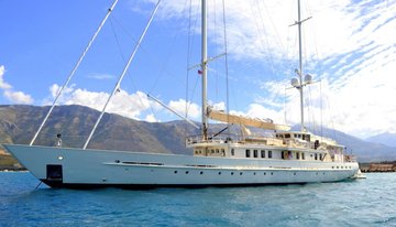 Dione Star charter yacht