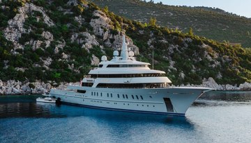 Victorious charter yacht