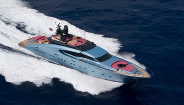 Waverunner charter yacht