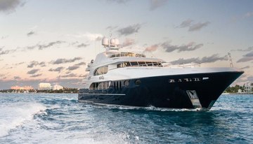 Nicole Evelyn yacht charter in Alaska