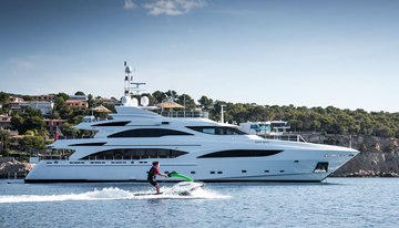 Diane charter yacht