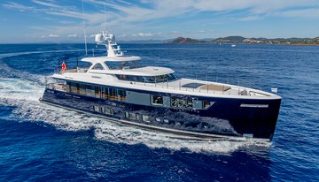 Josephine I charter yacht