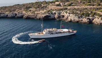 Shemara charter yacht