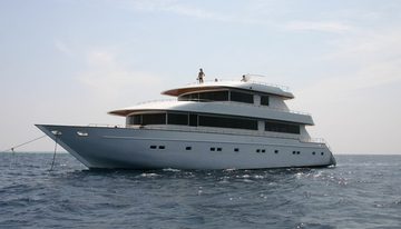 Aurora charter yacht
