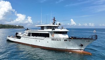Immortalis charter yacht