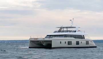 Gigi charter yacht