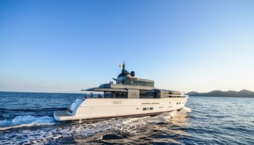 G Garca III charter yacht