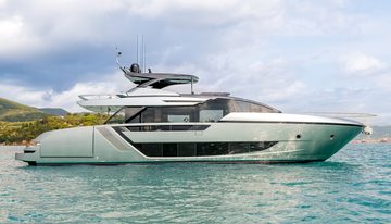 Coco charter yacht
