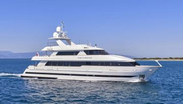 Blue Symphonie charter yacht