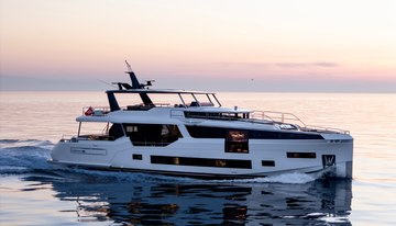 Majera charter yacht