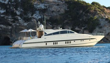 Pure charter yacht