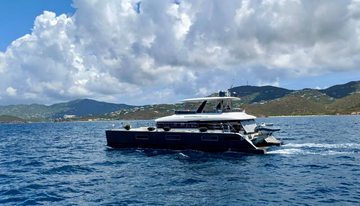 Mare Blu charter yacht