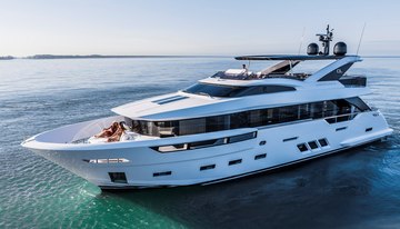 The Peddler charter yacht