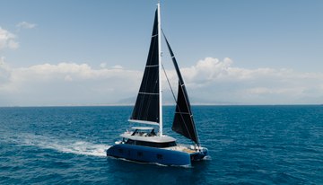 Mana Kai charter yacht
