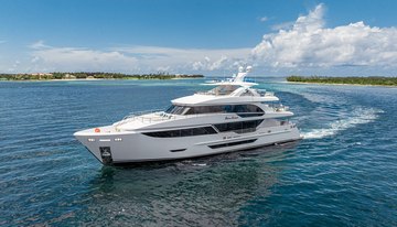 Cynderella charter yacht