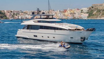Catch Me charter yacht