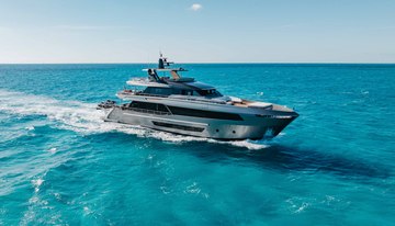 A Salt Weapon charter yacht