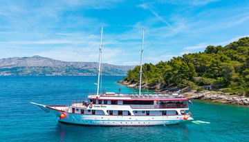 Carpe Diem charter yacht