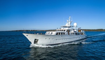 Cetacea charter yacht