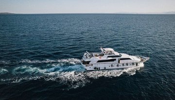 Carino charter yacht