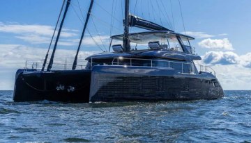 Midori charter yacht