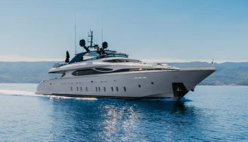 Cynthia charter yacht