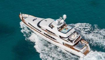 Touch charter yacht