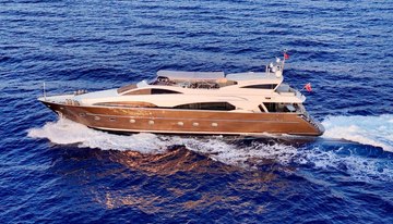My Ozgn charter yacht