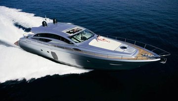 Shalimar charter yacht