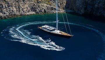 Genevieve charter yacht