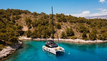 n+1 charter yacht