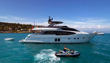 Triple L charter yacht