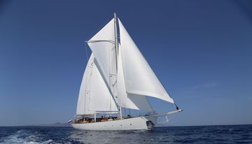 RHEA charter yacht