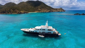 Fabulous Character charter yacht