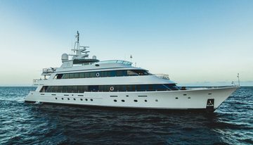 Ionian Princess yacht charter in Mykonos