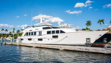 Viaggio charter yacht