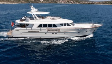 Seabreeze II charter yacht