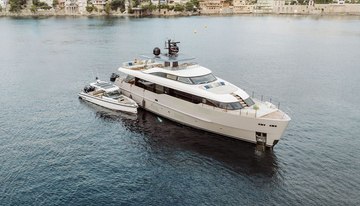 Sal charter yacht