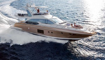 Mozz charter yacht