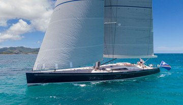 Leonara charter yacht