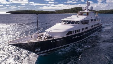 Juneluck charter yacht