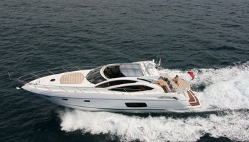 La Bellini charter yacht